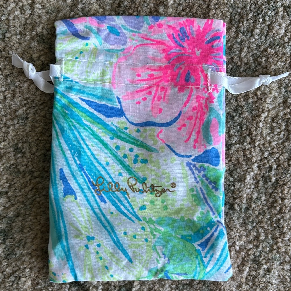 NWOT Lilly Pulitzer Floral Drawstring Pouch - Picture 2 of 5